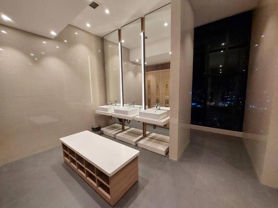 D1Mension 3Br Luxury Condo City Center In Dist 1 Ho Chi Minh-staden Exteriör bild